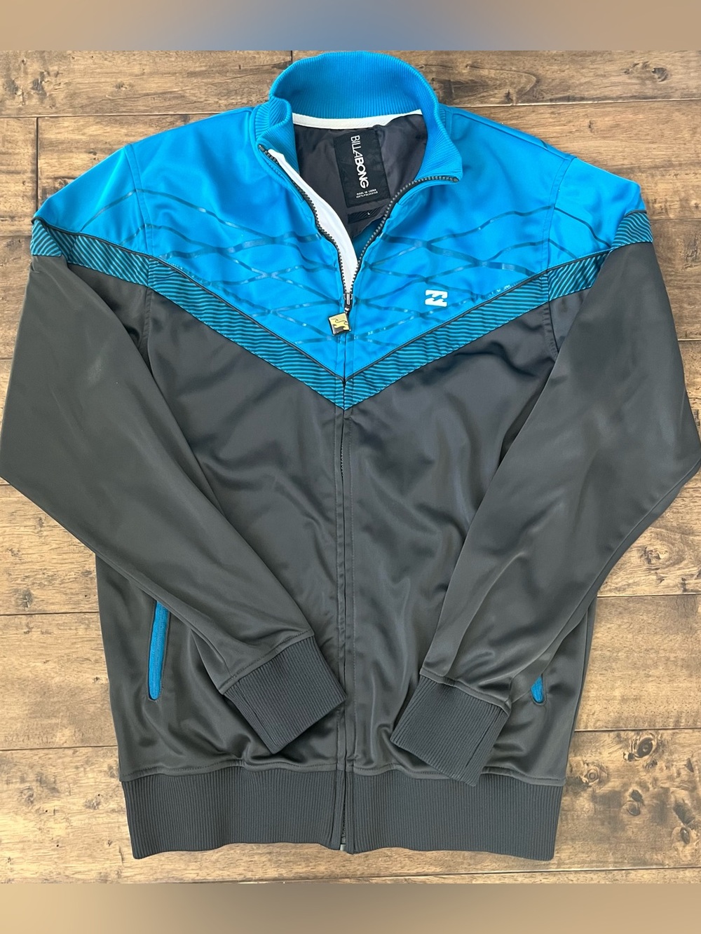 Vintage blue and black Billabong surf Suit #surf #Billabong